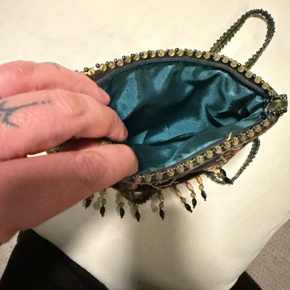 Vintage Velvet Beaded Horse Design Crossbody with Unique Detailing - Picture 7 of 10